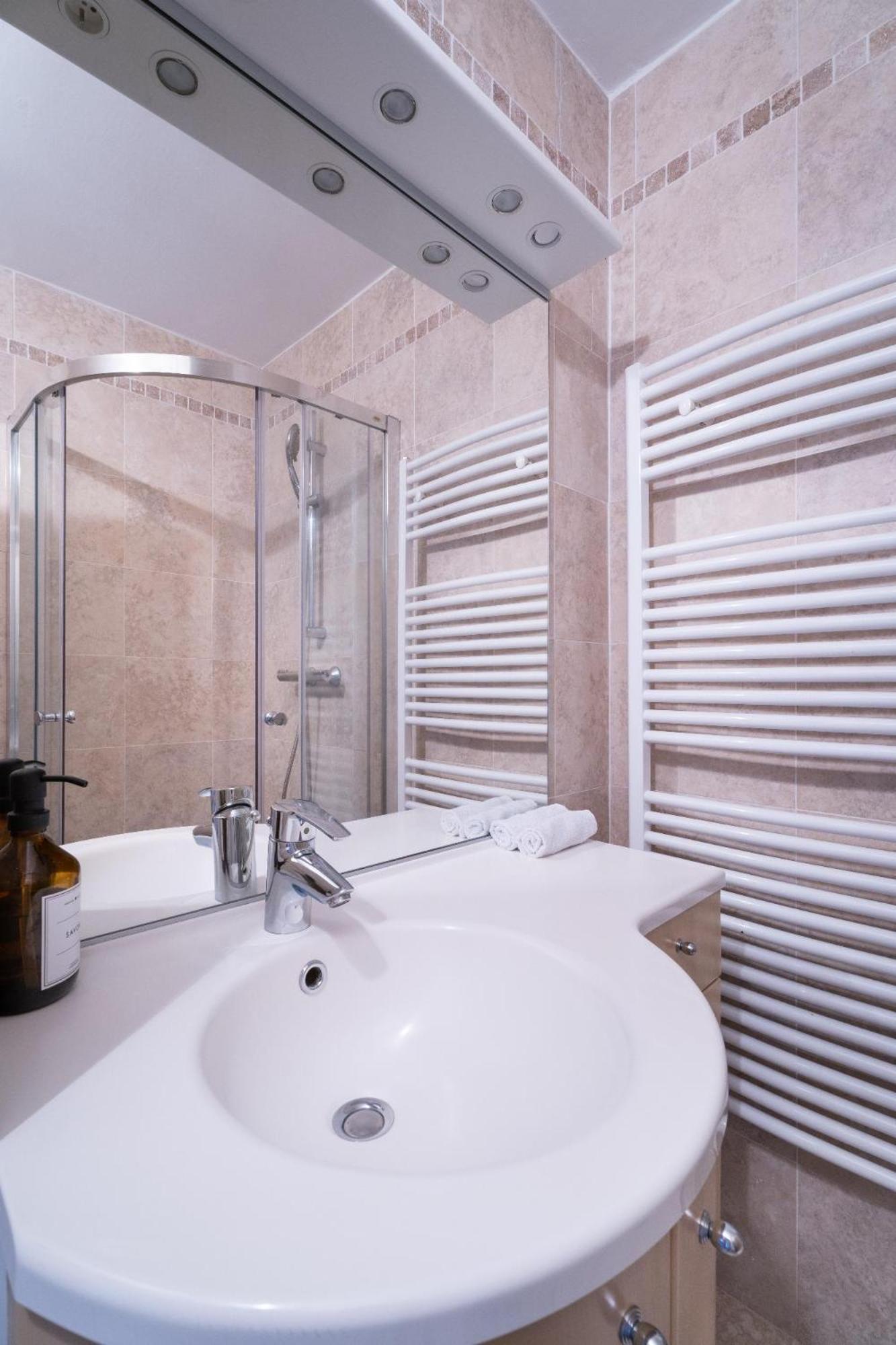 La Petite Venise Apartment Grimaud Luaran gambar